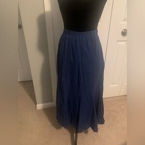 Women’s Broomstick maxi skirt